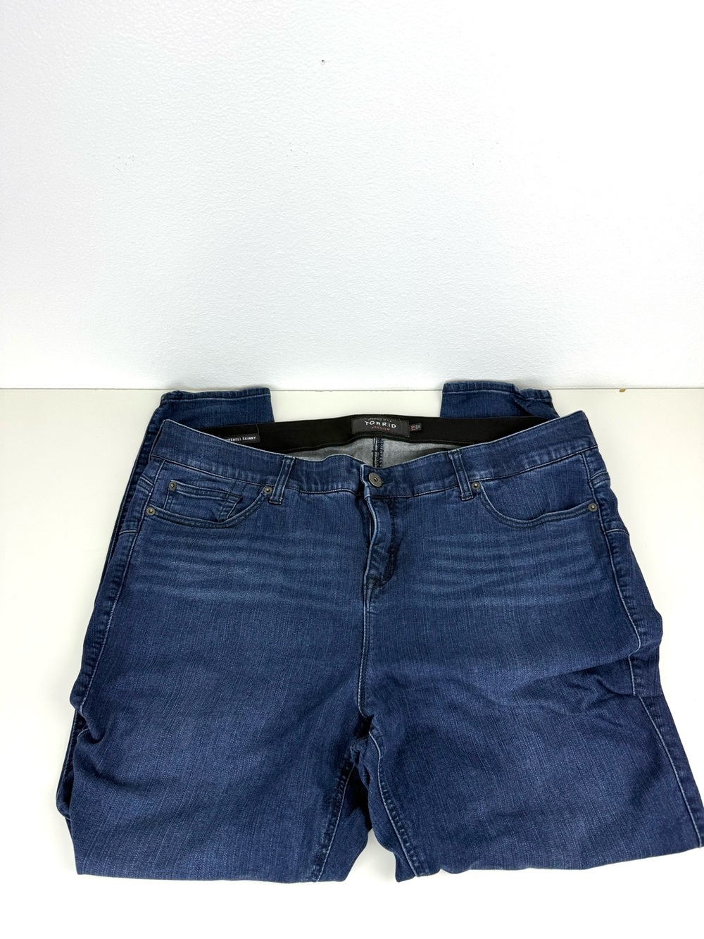 Torrid Indigo Stretch Denim Jeggings 22R